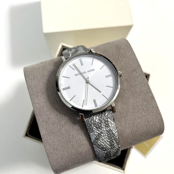 Michael Kors Silver Dial Watch with Faux Python Leather Strap Boxed NWT Gift - Picture 6 of 6